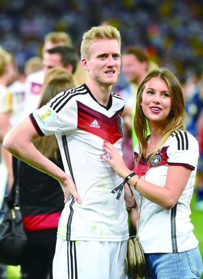 德国队:美丽足球在场外