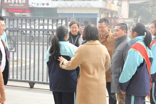 校园关注：张熙老师走进杭州建兰中学_新浪教育_新浪网