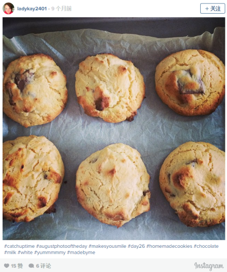 外语 > 正文  can you guys just hold up on eating that while i