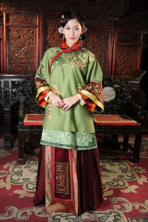 冯绍峰《锁清秋》吻四女 安以轩最难亲(图)