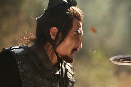 胡东《楚汉传奇》利刃袭面不眨眼