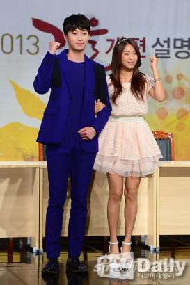 sistar宝拉等捧场kbs台秋季改版会组图