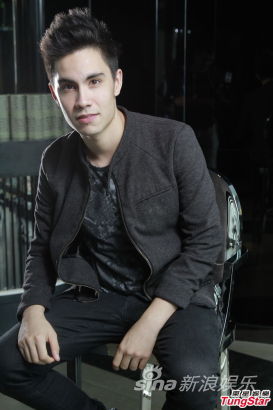 sam tsui