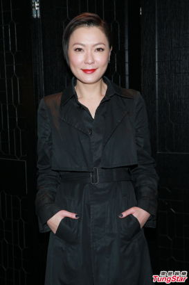 田蕊妮亮相张美妮婚礼教新人距离产生美