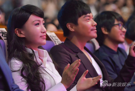 李芳芳携无问西东亮相中国导演新力量