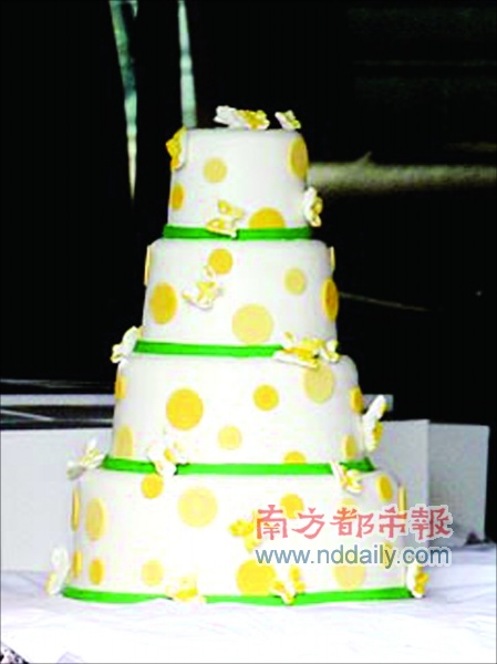 小苏瑞的生日蛋糕价值35万元人民币