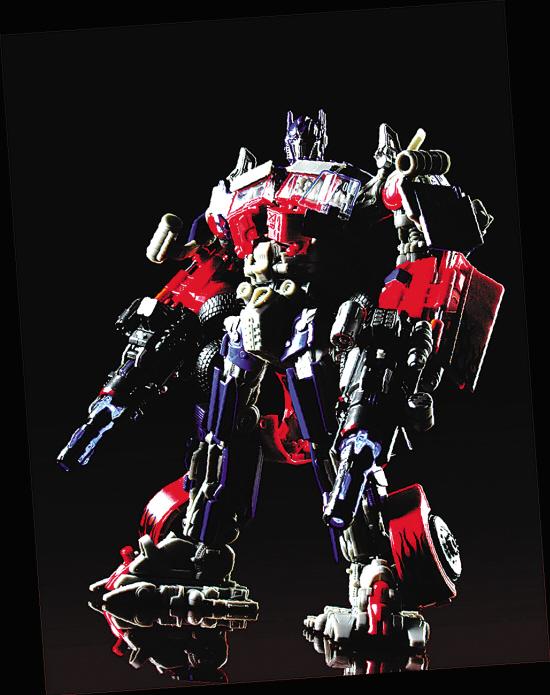 1984年,历史上第一个变形金刚g1版擎天柱(打开车型)2009年,电影2版