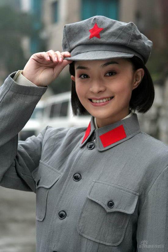 资料图片:电视剧《红星1935》人物剧照(4)