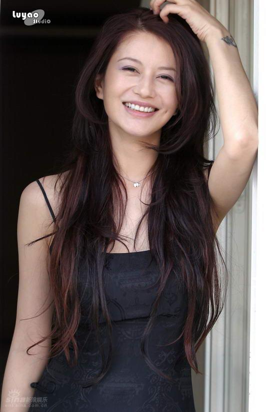 资料图片:演员琳娜精美写真(9)