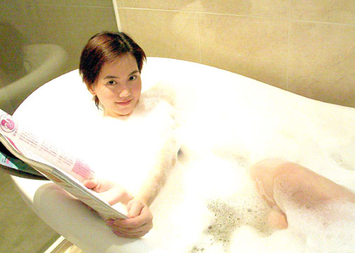 资料图片:电视剧《青春六人行》精彩剧照(14)