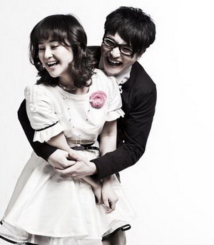 话剧《21克拉》定妆照-郭京飞钱芳