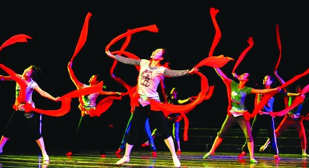 舞蹈《包楞调》正在山东剧院紧张排练本报济南4月22日讯 (记者霍晓蕙)