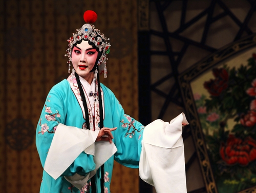 资料图片:《佘赛花》-佘赛花恼怒姻缘不遂