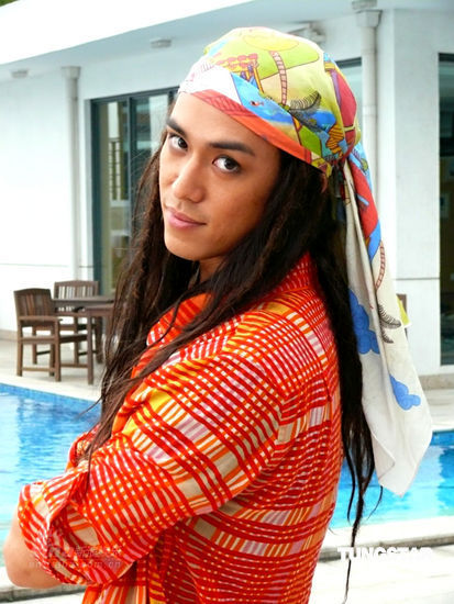 陈楚河大扮杰克船长林志玲误认人妖占卜师图