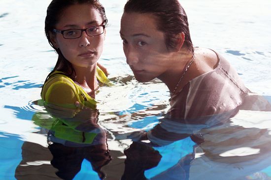 阿娇方力申《出水芙蓉》"湿身"照首曝光(图)