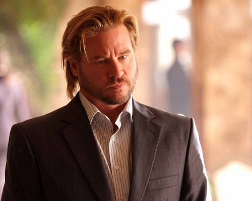 《双重身份》将映 方-基默与伊莎贝拉暧昧战