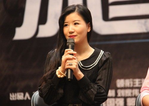 冰雪十一天卢思佚诠释新时代女警