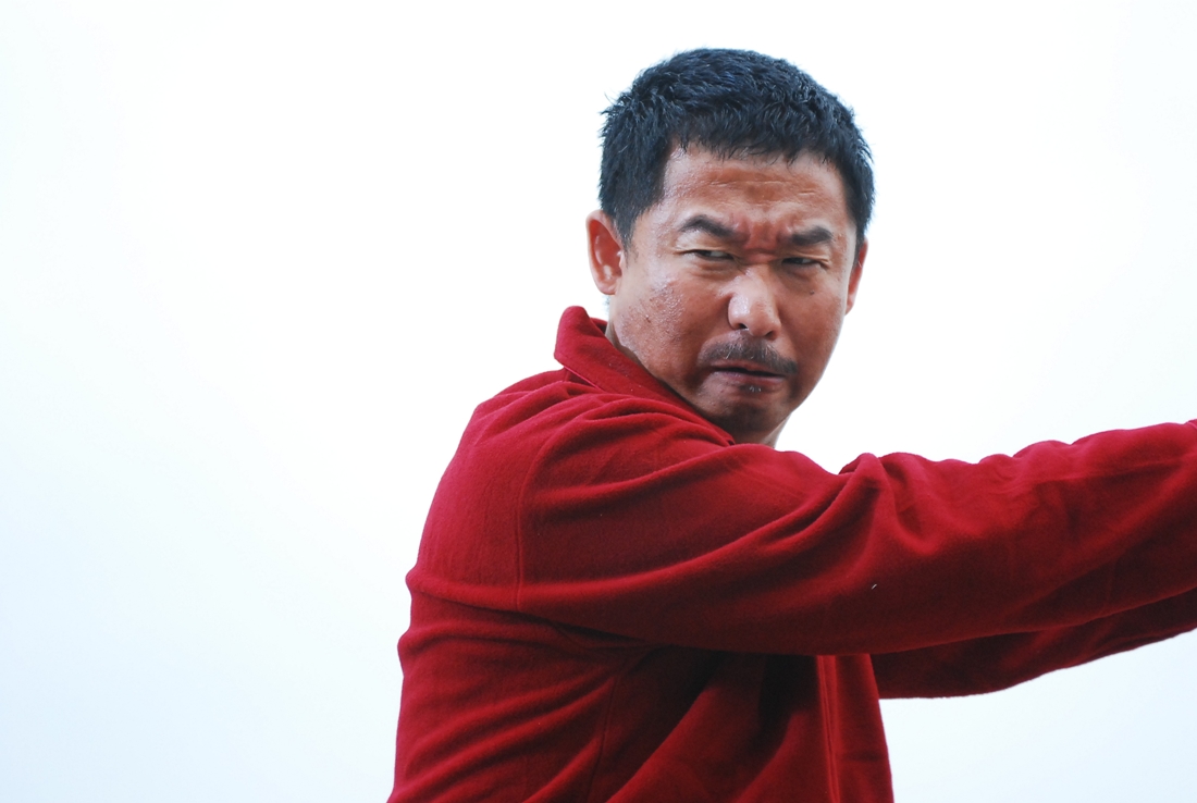 《大有前途》剧照首发 贺岁档喜剧角色癫狂(图)