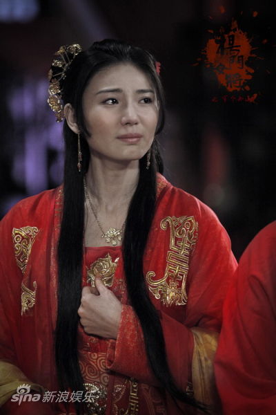 图文杨门女将剧照九妹刘冬强忍悲痛