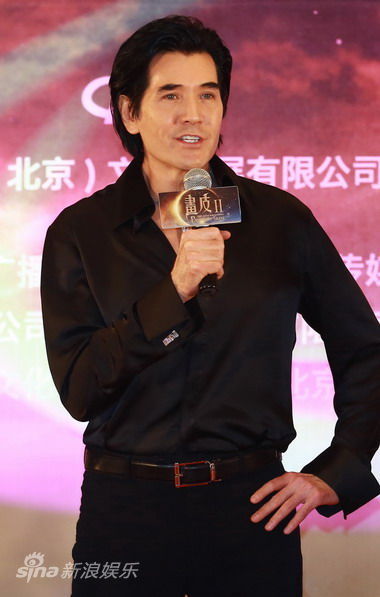 出品方,投资方代表,以及导演乌尔善,主演陈坤(微博),赵薇(微博),费翔