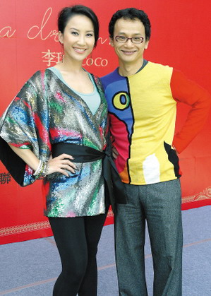 李玟和姚谦(右)是老相识,此次合作自然默契.时报记者 叶毅 摄