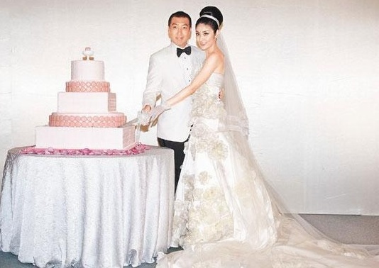 陈慧琳结婚蛋糕亲手设计 为求完美多次修改(图)