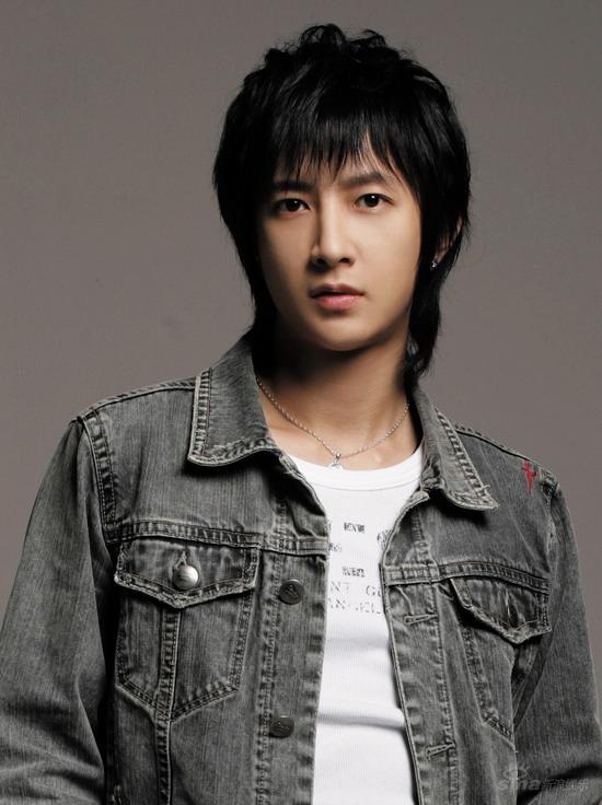 韩国偶像组合super juniord的中国成员韩庚()成为了2008年北京奥运会