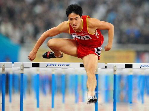 不过联系到这些都是刘翔自从2004年雅典奥运会夺冠后直到现在的将近