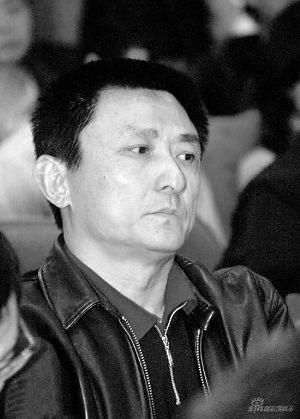 叶京称很受伤发多条微博指责记者图