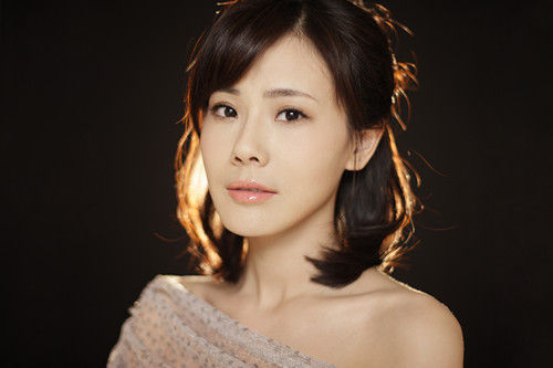 传超女林爽与经纪人挥金恋爱