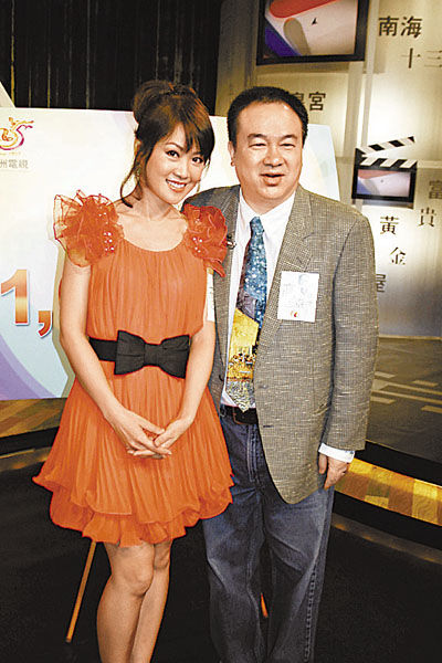 据香港媒体报道,梁小冰(微博)以嘉宾身份昨天为亚视节目《高志森微博
