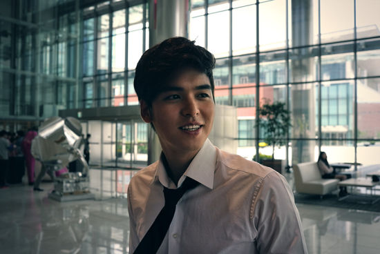 李章宇《I Do》着白衬衫出镜身姿帅气_影音娱乐_新浪网