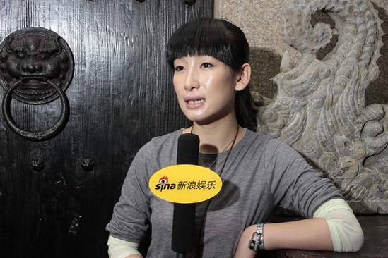 秦海璐黄勐戏里吵完戏外合互帮互助成模范图