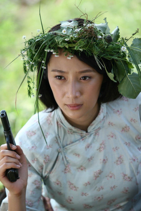 赵子惠,似乎是不爱红妆爱武装,此次在海润影视出品的电视剧《平原枪声