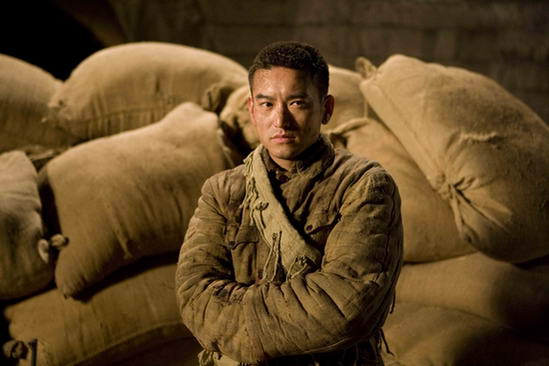 袁文康谱写红色恋曲 战争年代上演动人爱情(图)