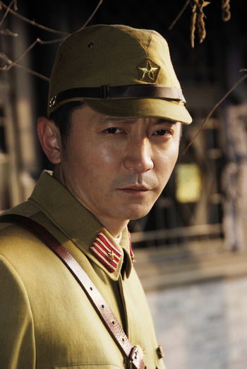 经常演日本军官的演员图片