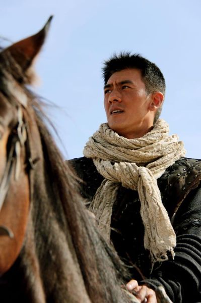 任天野《射天狼》驰骋沙场 人马合一配合默契