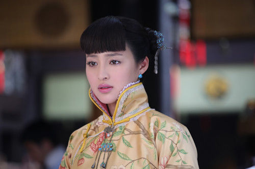 《被遗弃的秘密》甘婷婷演绎苦情戏戳人泪点