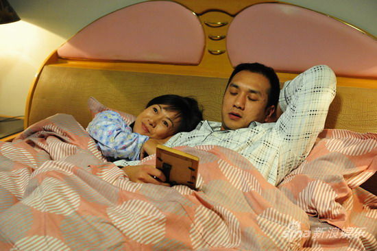 由黄觉,齐欢,金玉婷等主演的怀旧家庭情感剧《再回首》在北京电视台