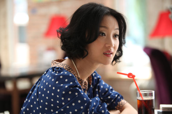 由滕华涛担任总导演,殷桃,祖峰,张瑶倾情出演的电视剧《时尚女编辑》