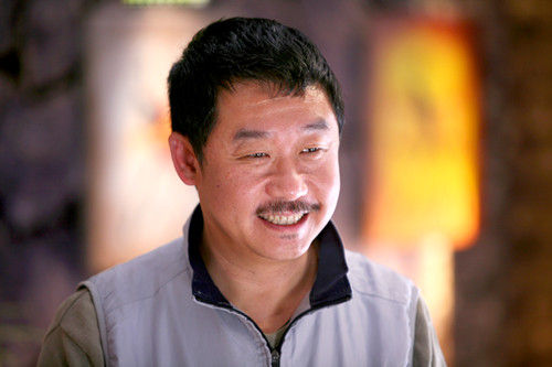 而立之年刘桦李菁菁演绎新上海人