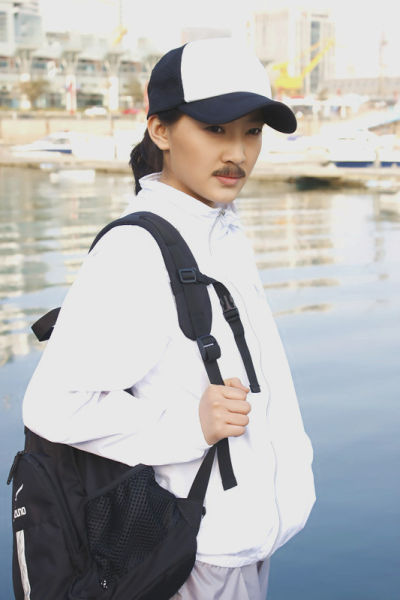 谍战深海秦子越饰演美女间谍展睿智