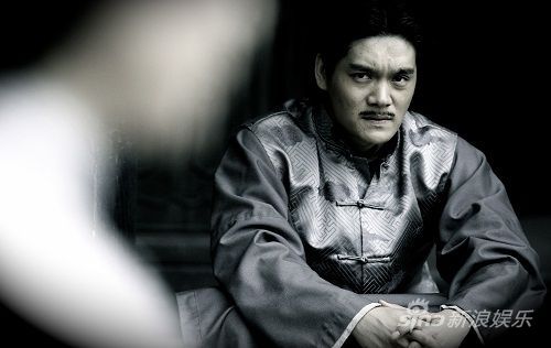《武工队传奇》刘鑫夸张表演塑造诙谐人物|刘鑫|传奇|武工队_新浪娱乐_新浪网