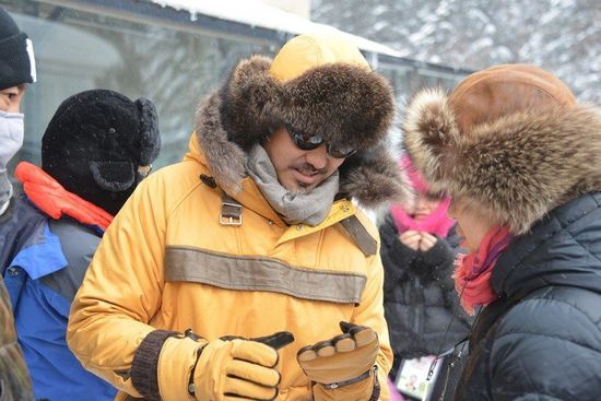 爸爸吴秀波赊账耍赖忽悠萌娃打欠条