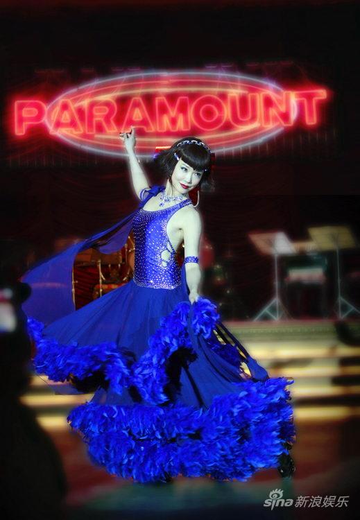 范文芳聊近况 为《金大班》跟老公学抽烟(组图)