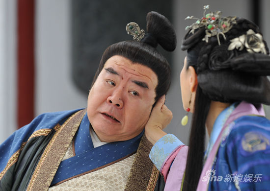 郑则仕领衔七品芝麻官携妻破奇案组图