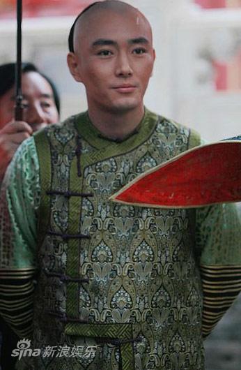 李东学饰"十七爷"