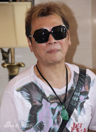 图文:《百万新娘》探班-编剧兼制片人简远信