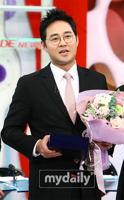 李基常成为mnetmcountdwon主持人