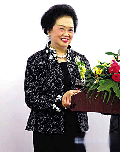 梁洁华:当代艺术不只是画画